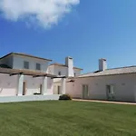 Martin Villa Óbidos