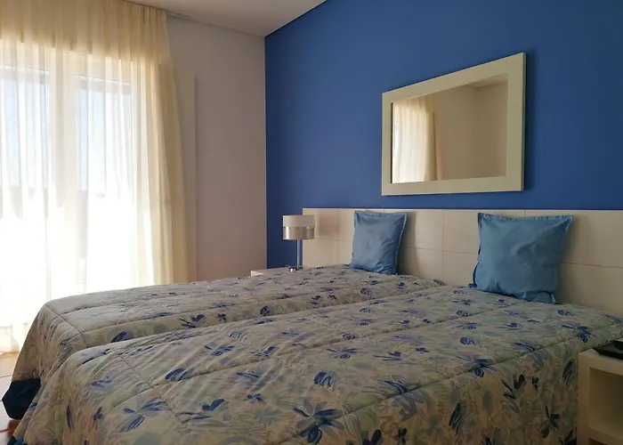 Martin Villa Óbidos